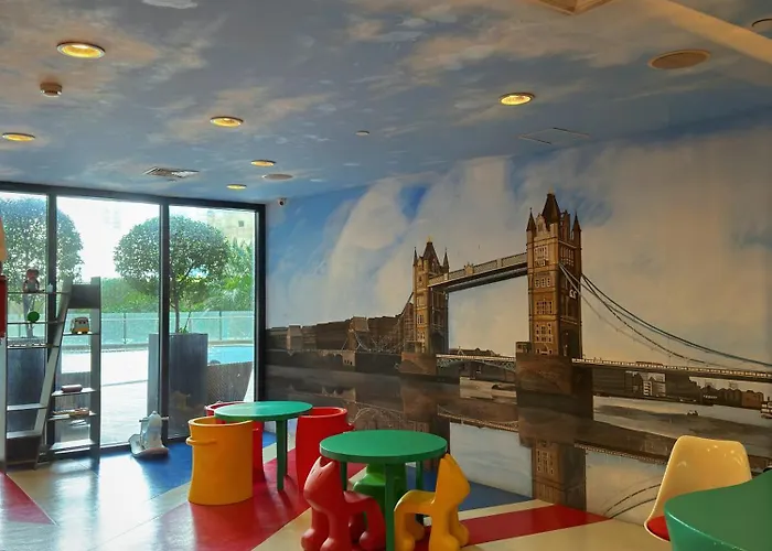 Sleek Designer At Knightsbridge Residences Aparthotel *