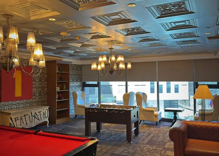 Sleek Designer At Knightsbridge Residences Aparthotel