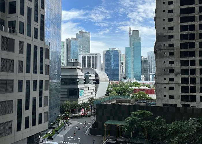 Aparthotel Sleek Designer At Knightsbridge Residences Manilla